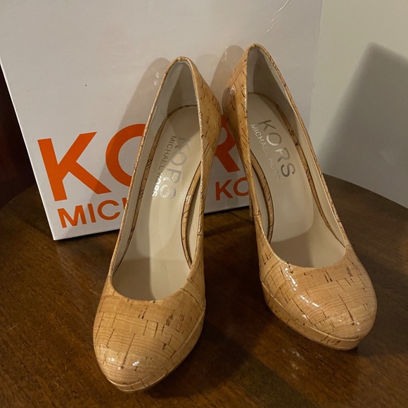 MICHAEL KORS CYPRIEN  CORK PLATFORM HEELS - Picture 1 of 5